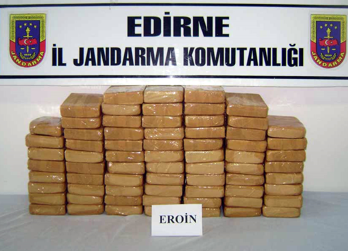 İpsala'dan Çıkış Yapmak İsteyen Otomobilde 36 Kilo Eroin Ele Geçirildi