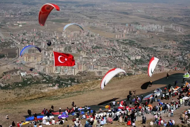 kayseri de yamac parasutu kursu verilecek son dakika