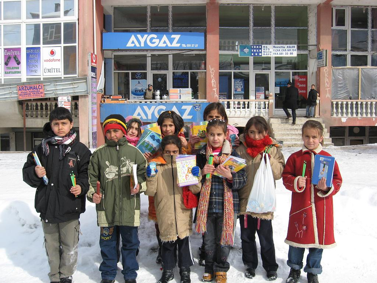 Miniklerden Anlamlı Yardım