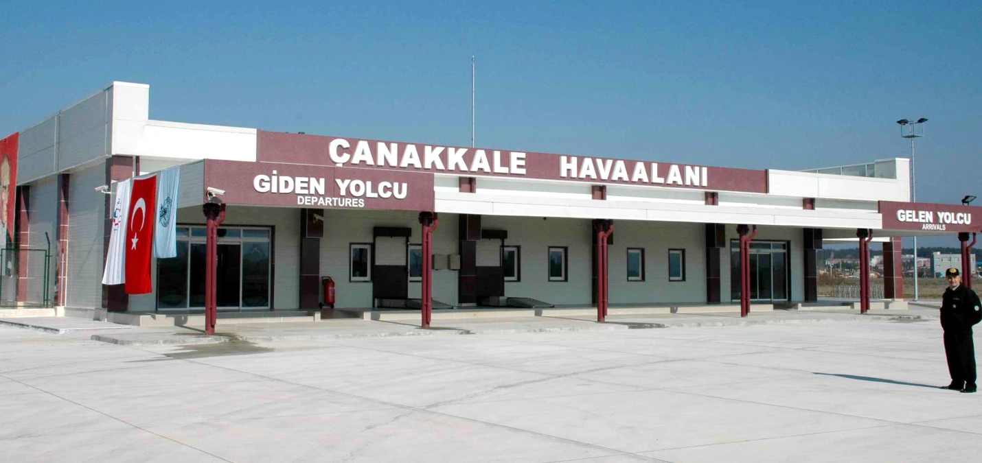 Çanakkale Havaalanı\'nda Yeni Terminal Binası Törenle Hizmete Girdi