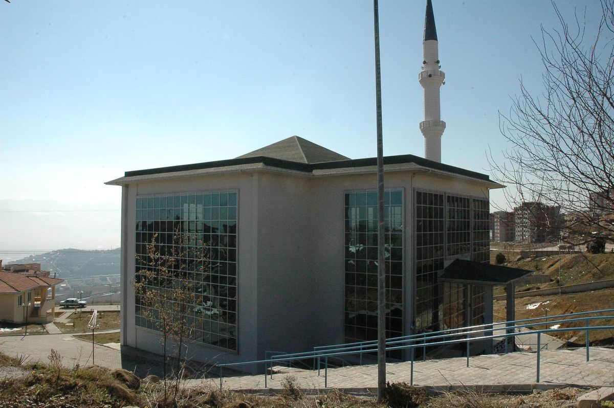 Kocaeli\'nde Örnek Cami