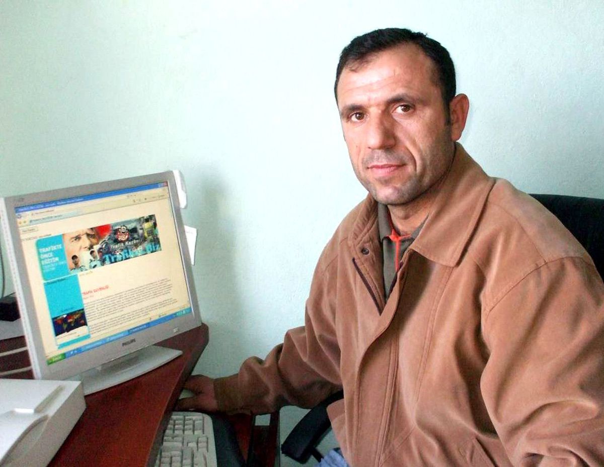 Trafik Polisinden Eğitici Site