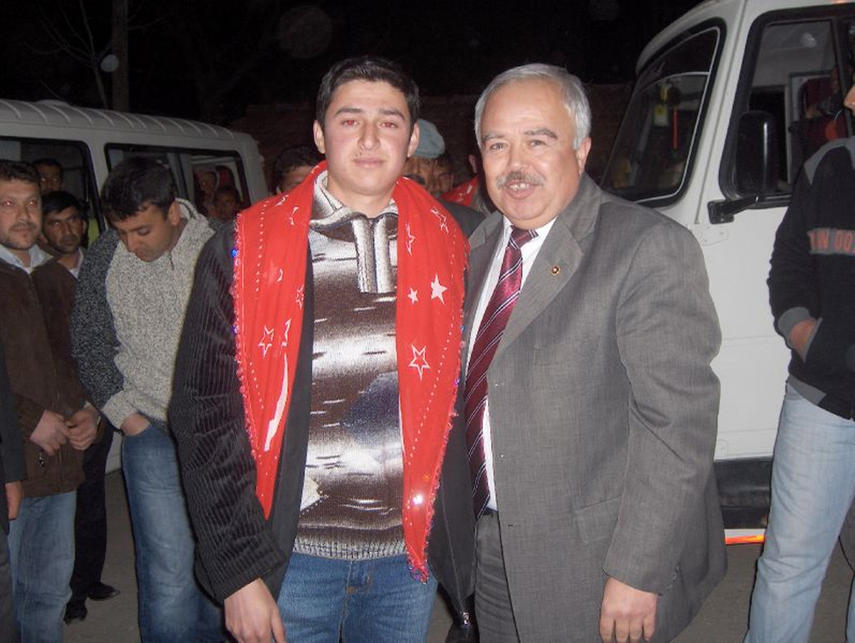 MHP'li Vekil Taner Köylülerini Askere Uğurladı