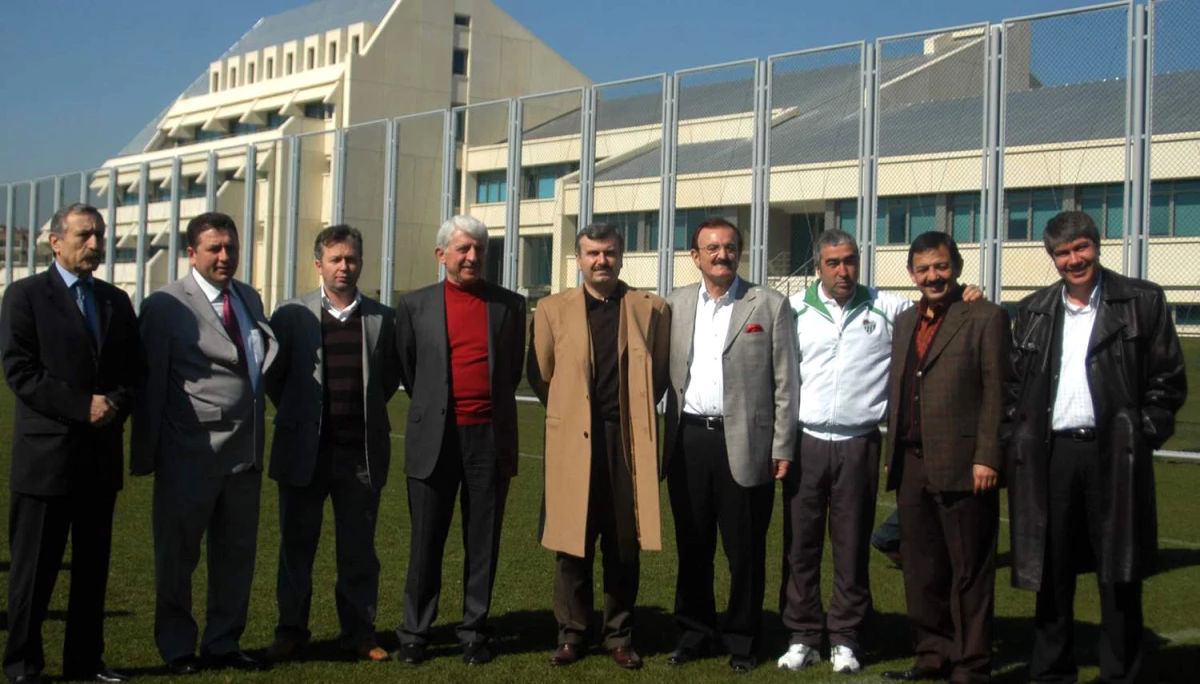 7 İlin Belediye Başkanından Bursaspor\'a Ziyaret