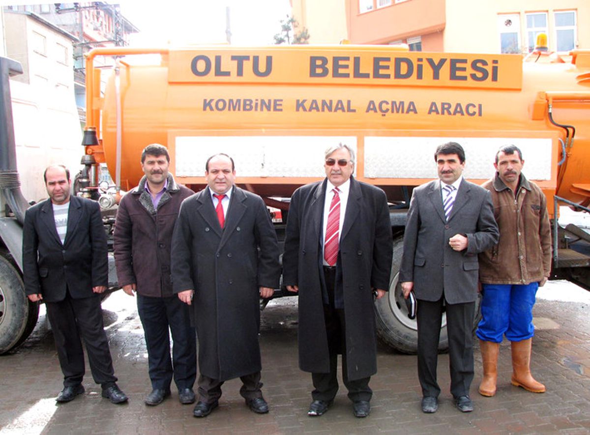Oltu'ya Kanal Açma Aracı
