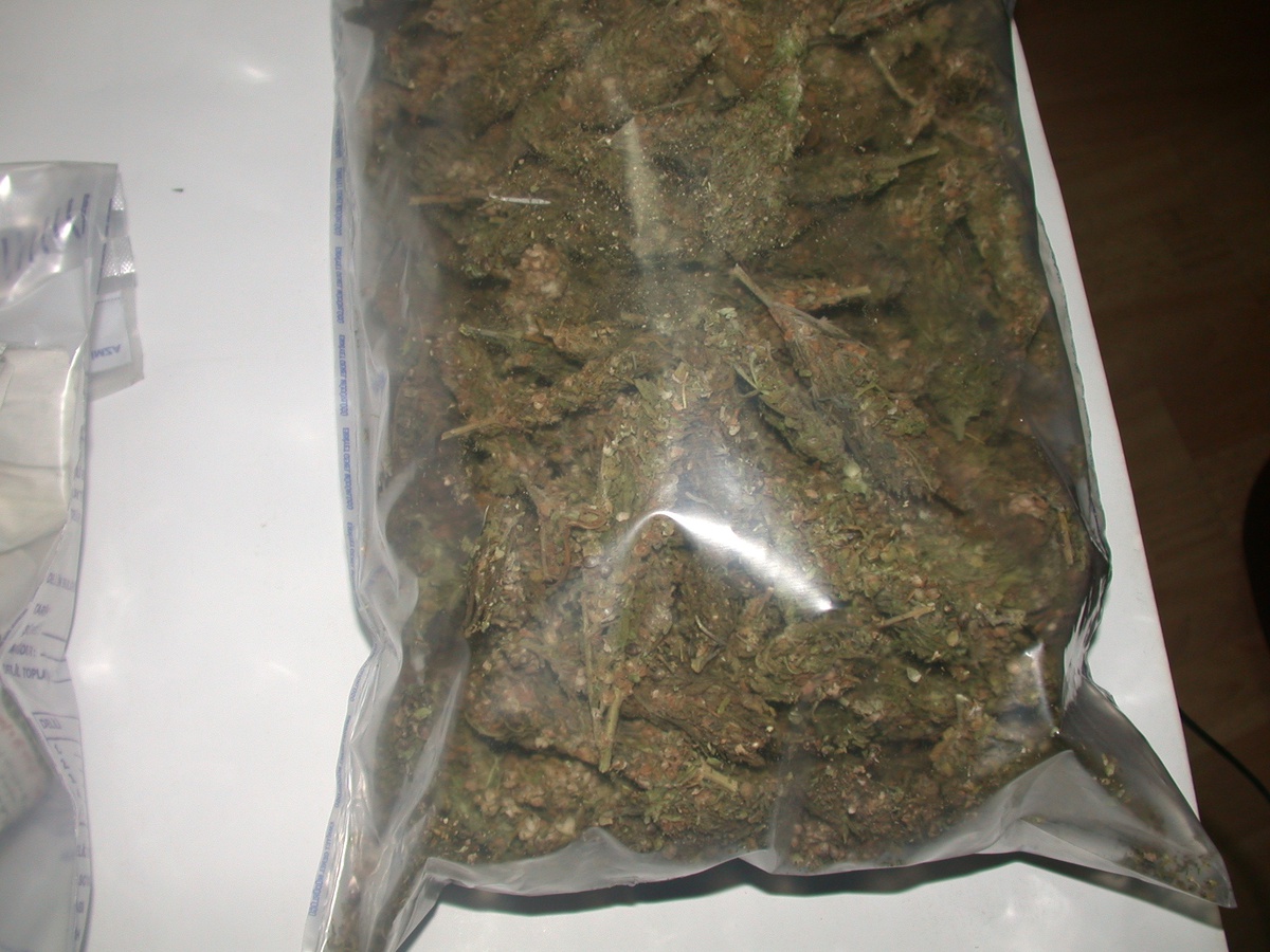 Ağrı'da 916 Gram Kubar Esrar Ele Geçirildi