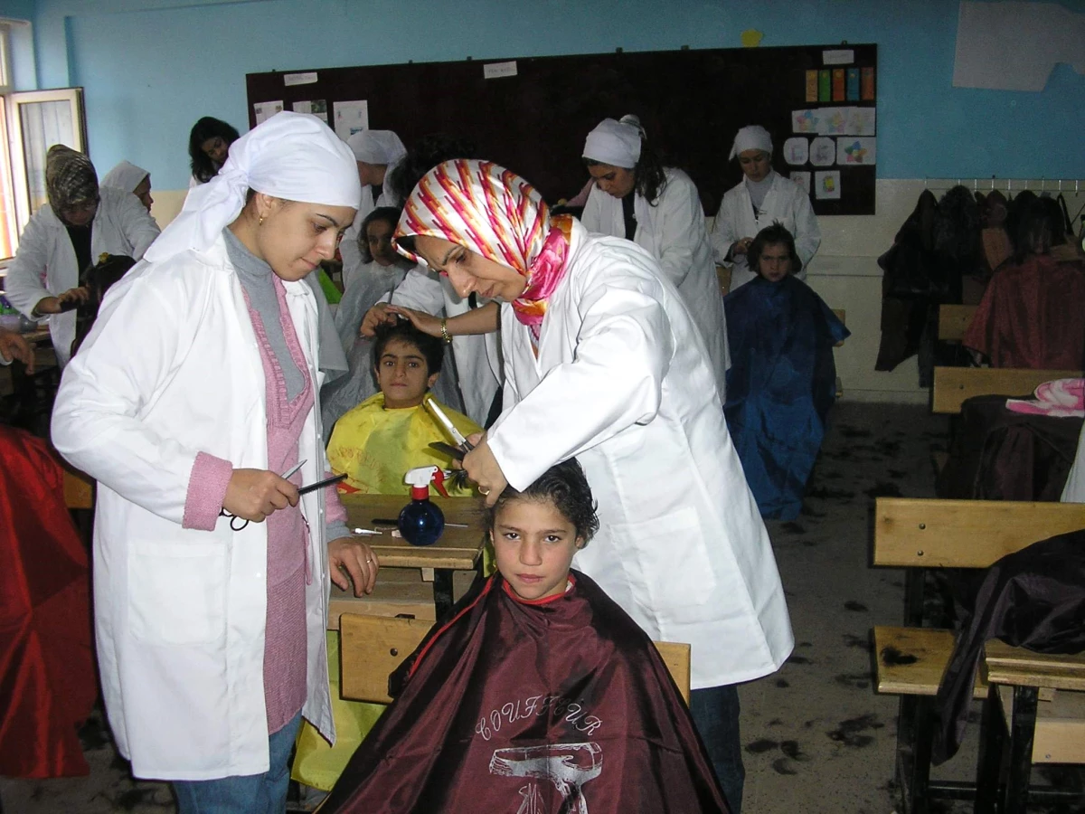 Çatom\'un Köy İlköğretim Okullarındaki Çalışmaları