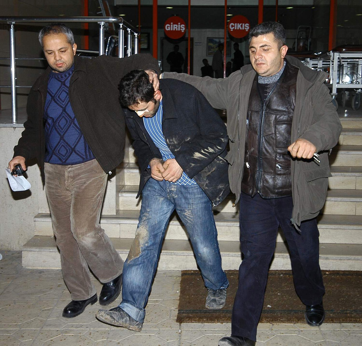 İşsiz Kalan Genç Çaldığı Otomobille Kaçarken Yakalandı