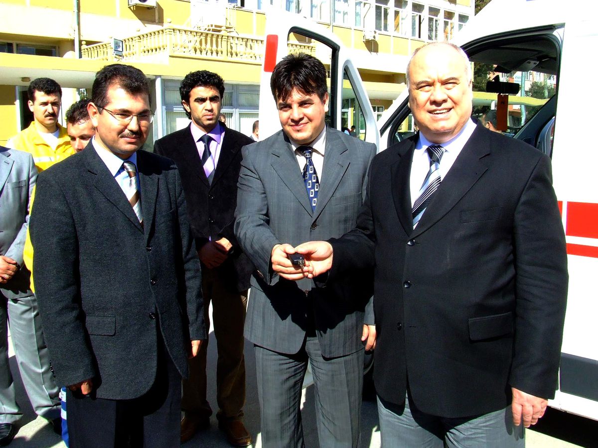 Çelikhan ve Gölbaşı İlçelerine Arazi Ambulansı