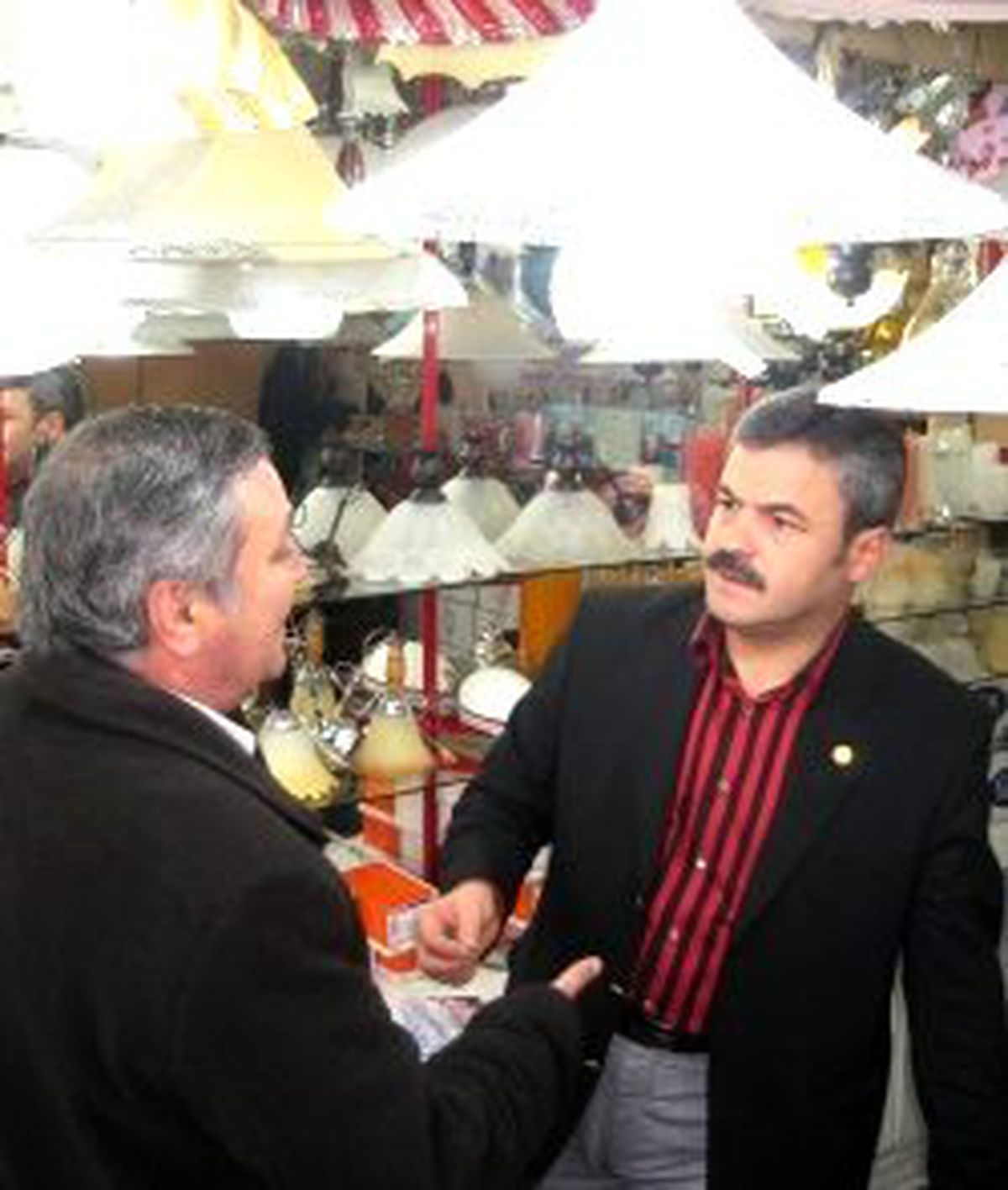 Milletvekilleri Geçinemiyormuş!