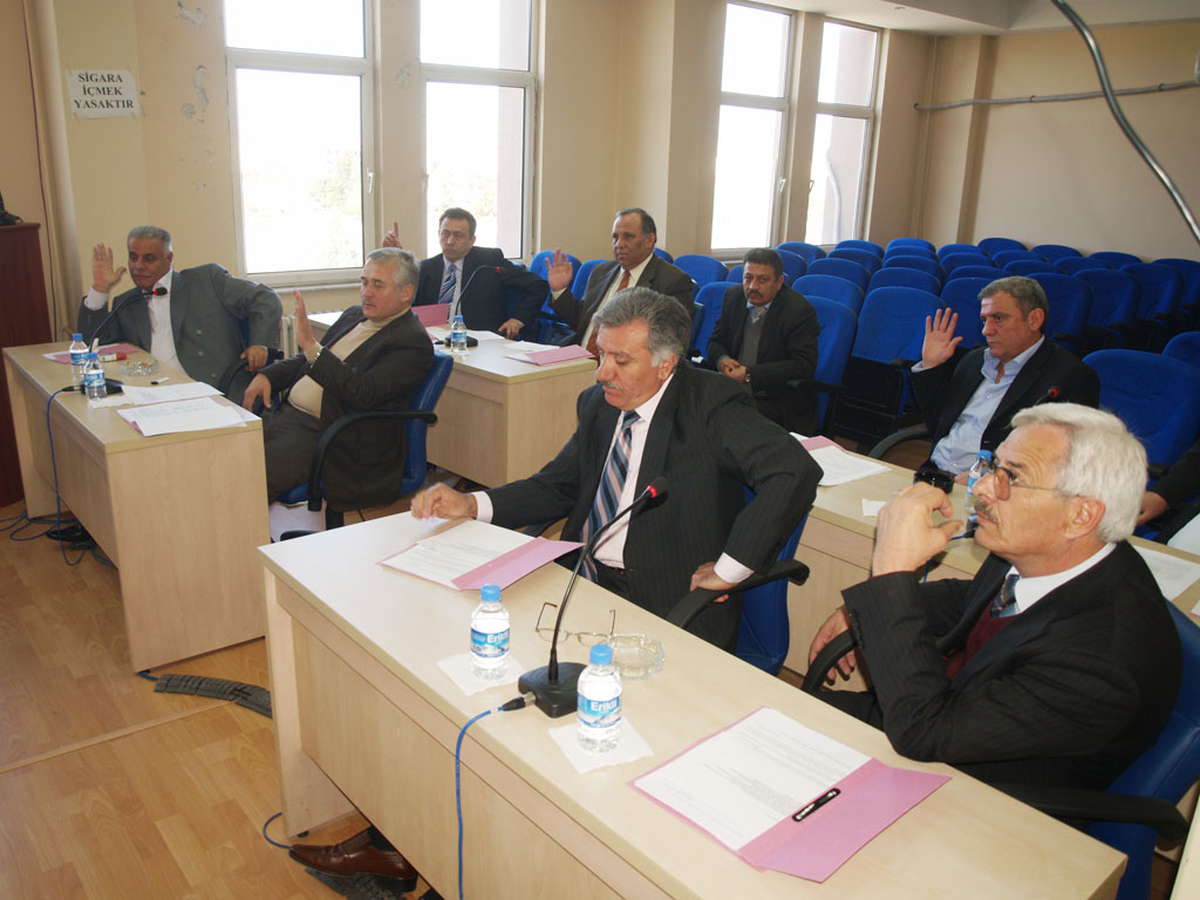 Çiftlikköy Belediye Meclisi'nden Su Zammına Ret
