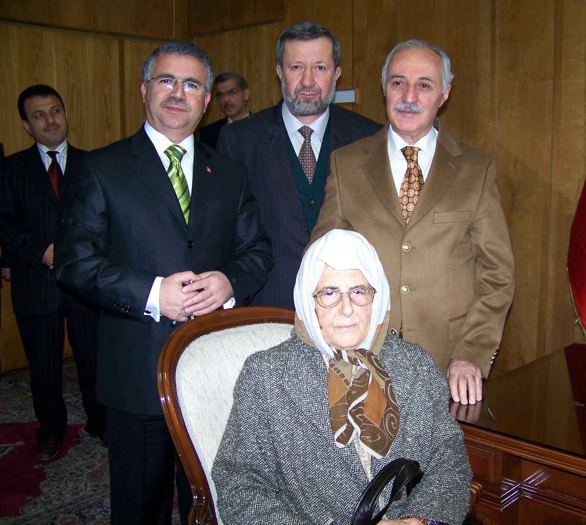 Emekli Öğretmenden Örnek Davranış