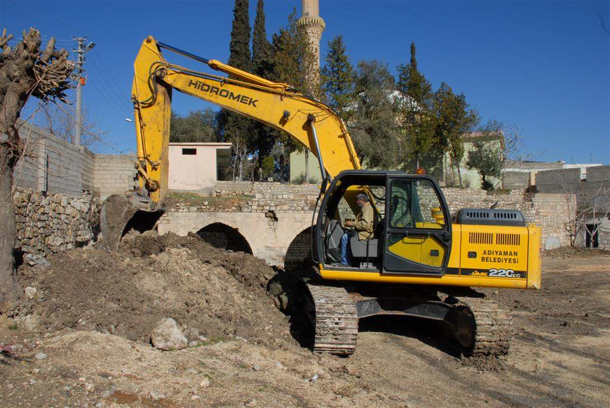Tarihi Gazhane'nin Yerine Köylü Garajı Yapılıyor