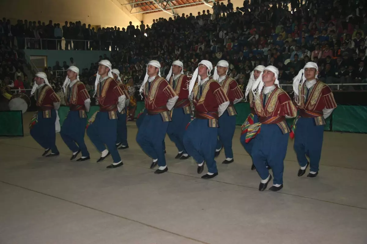 Kilis'te Valilik Kupası Halk Oyunları Yarışması Tamamlandı