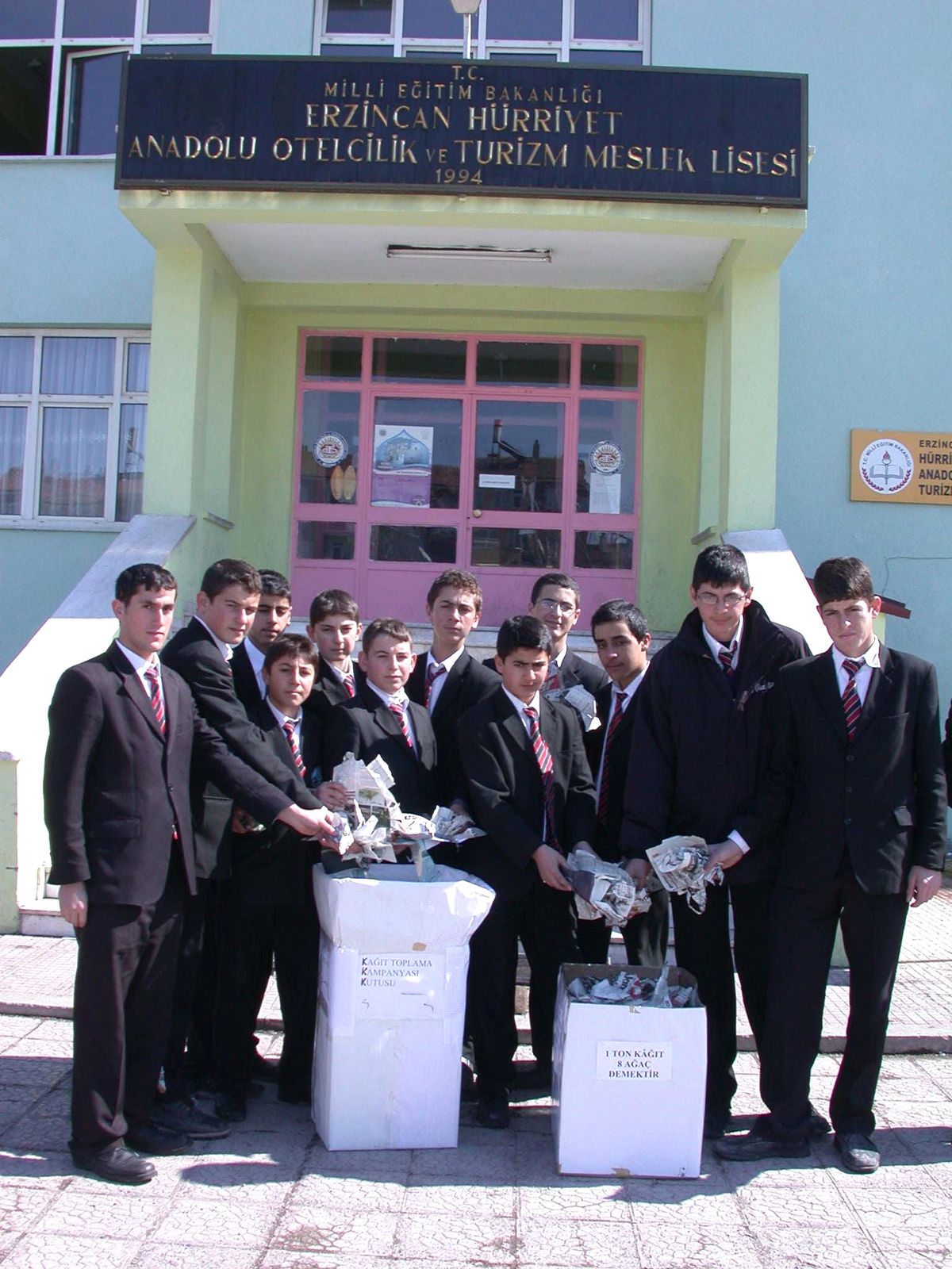 Öğrencilerden Örnek Kampanya