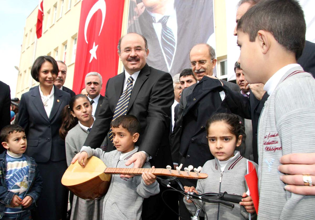 Öğrencilerin Hayalleri Bakan Çelik Tarafından Gerçektirildi