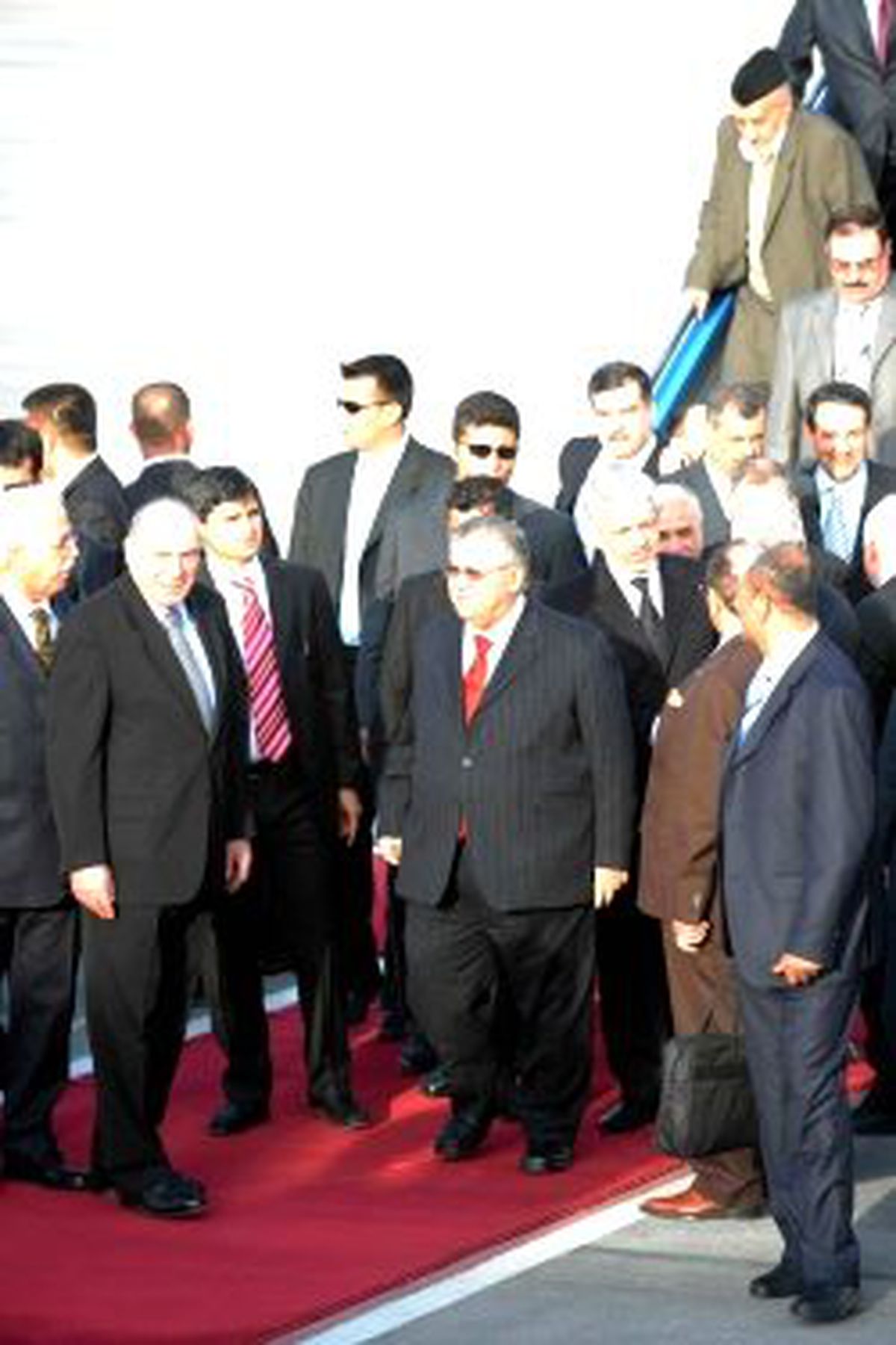 Talabani Kırmızı Halı ile Karşılanmadı