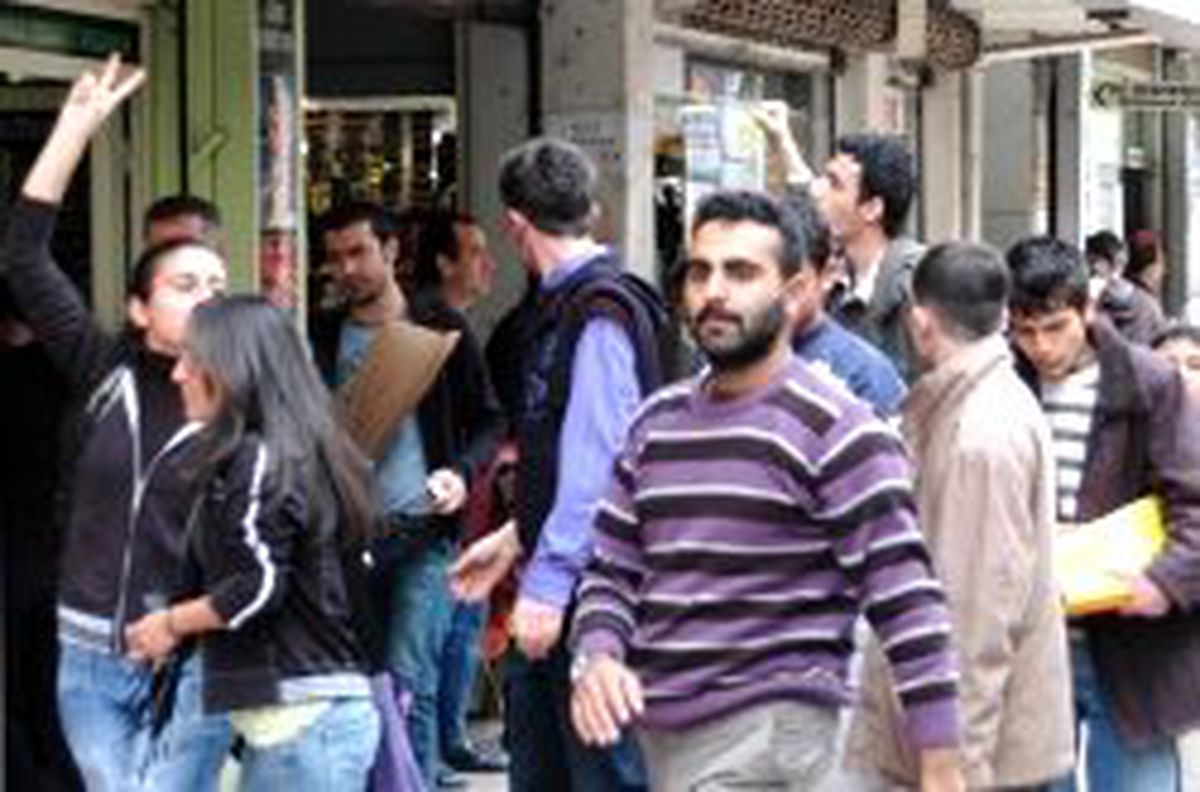 DTP'nin 8 Mart Kutlamasına Türk Eğitim-sen'den Tepki