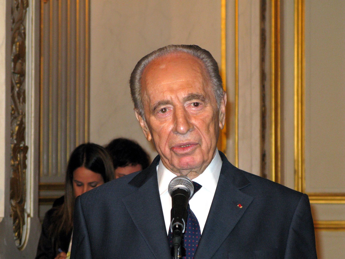 İsrail Cumhurbaşkanı Peres, Fransa Cumhurbaşkanı Sarkozy ile Görüştü