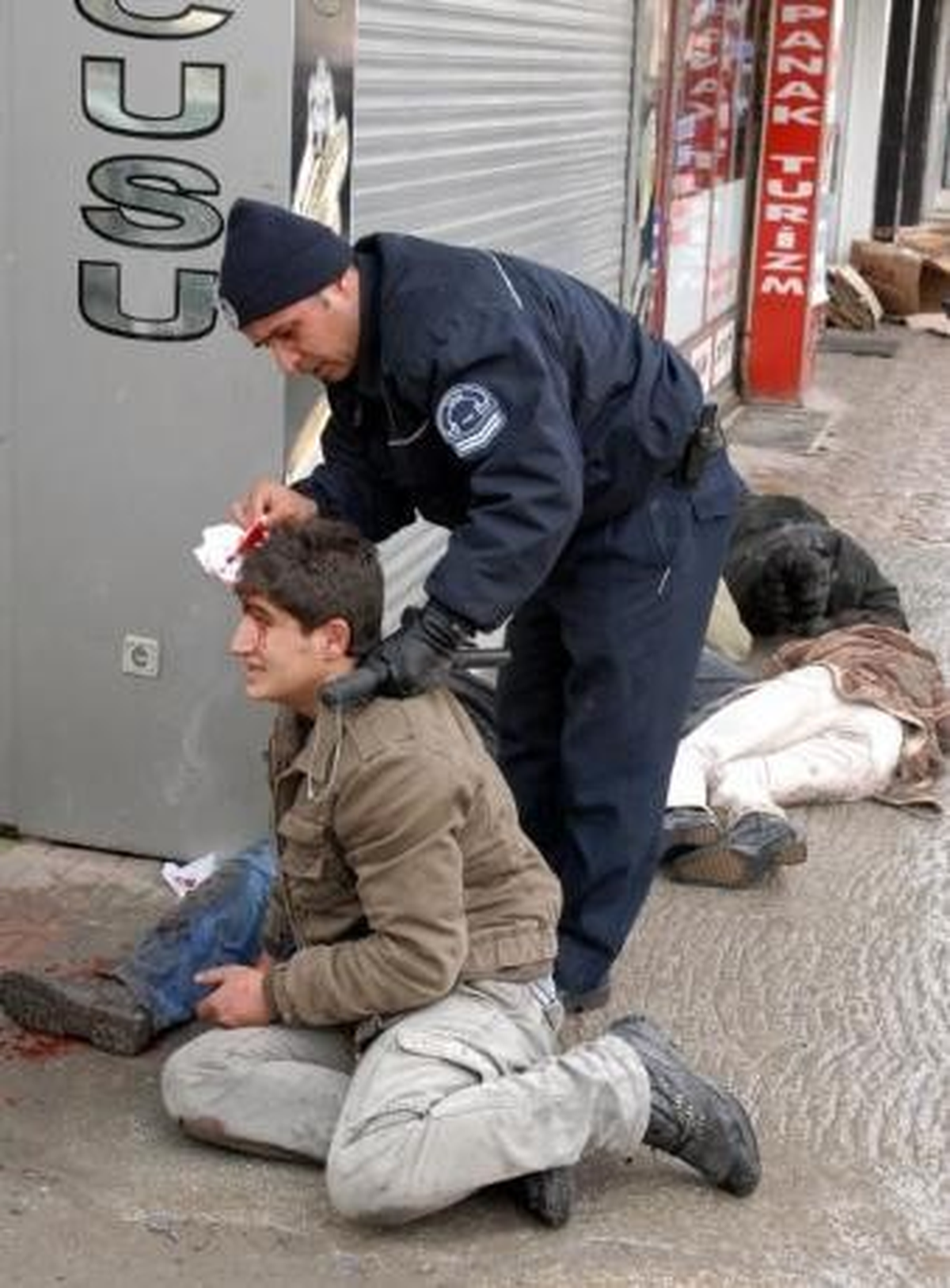 Van Emniyet Müdürlüğü'nün Ayın Polisi Uygulaması