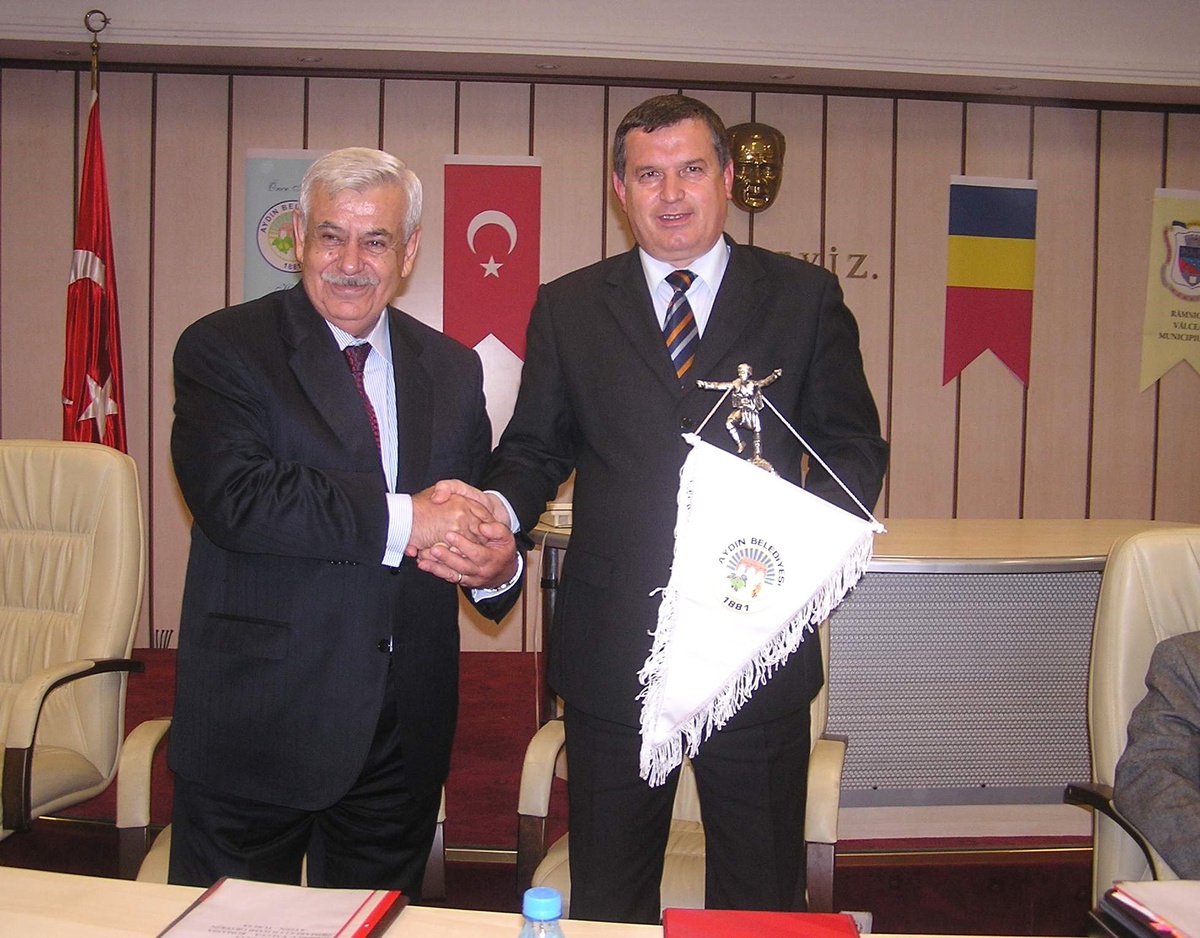 Aydın ile Romanya'nın Valcea Kenti Arasında Kardeş Şehir Prtokolü İmzalandı