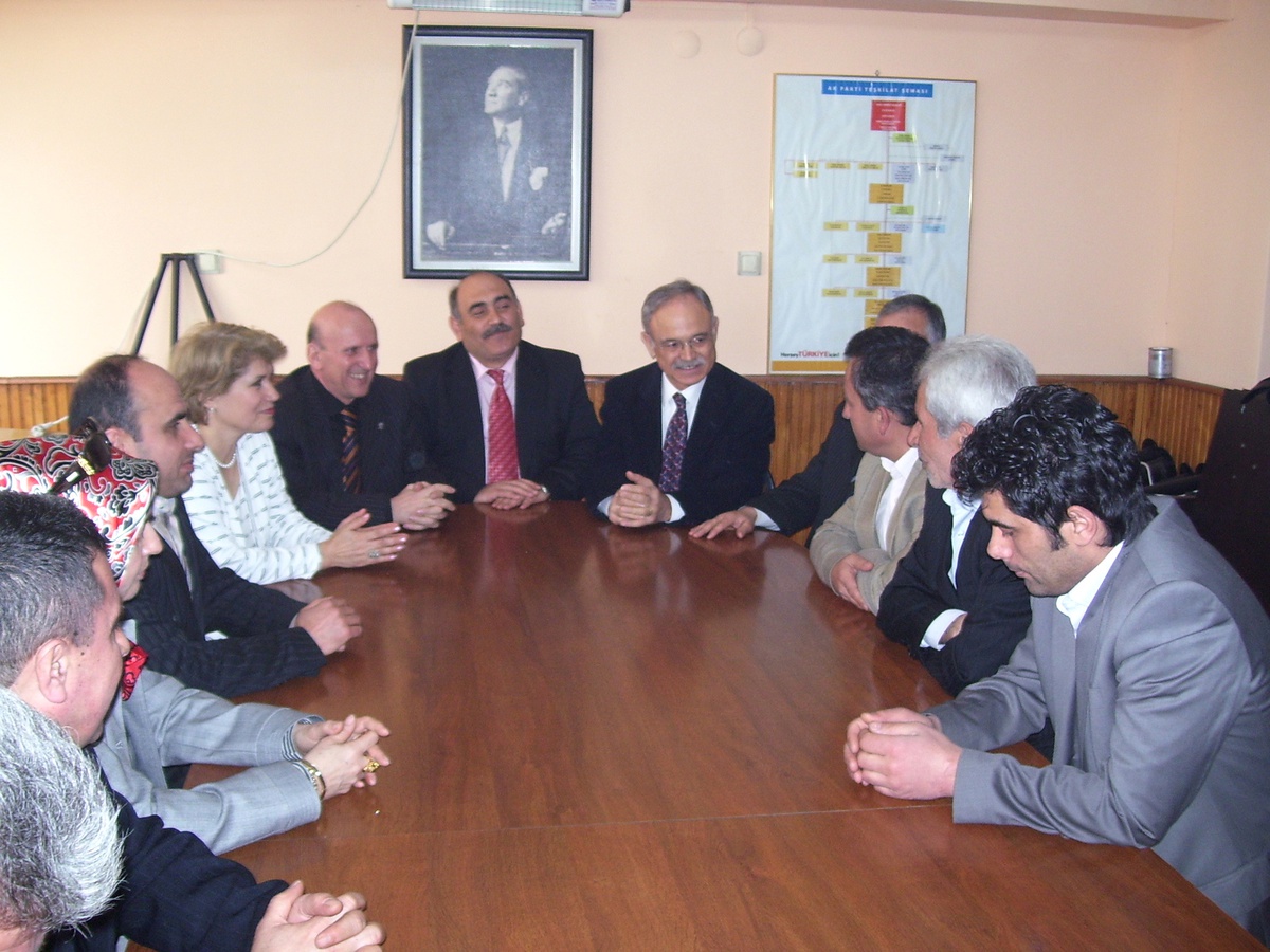 Ereğli Kent Konseyi Ak Partiyi ve MHP'yi Ziyaret Etti