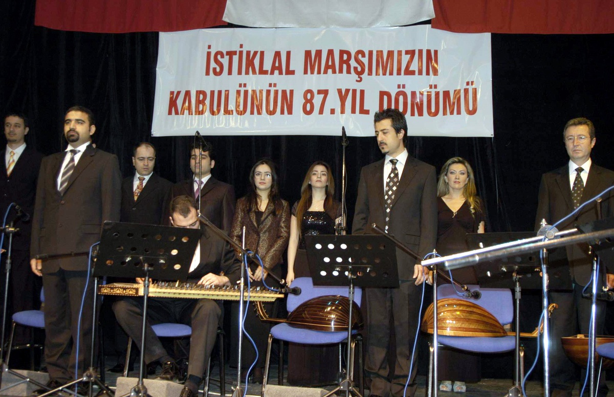 İstiklal Marşı'nın Kabulünün 87. Yılı Diyarbakır'da Kutlandı