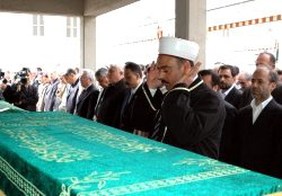 Kıbrıs'ta Öldürülen İşadamı Gaziantep'te Toprağa Verildi