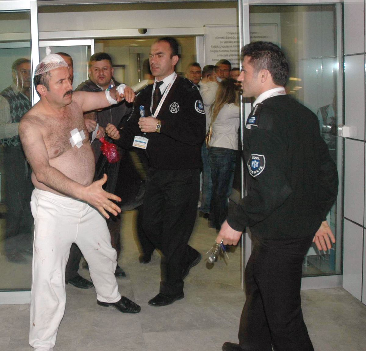 Otopark Kavgasında Kan Döküldü