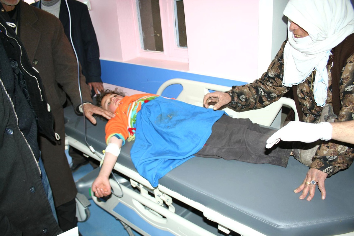 Yedikleri Ottan Çoğunluğu Öğrenci 20 Çocuk Zehirlendi