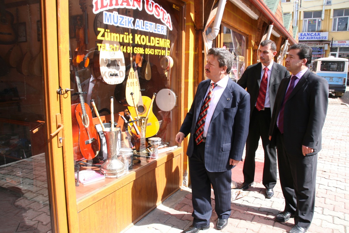 Yozgat Belediyesi, Yozgat'ın Tanıtımını Sağlamak İçin 8 Adet Dükkan Yaptı