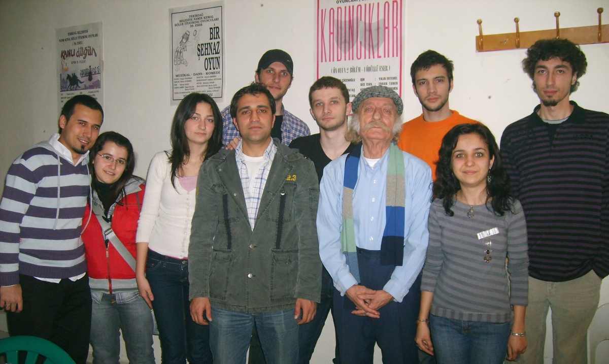 48 Yıllık Amatör Tiyatro, Var Olma Mücadelesi Veriyor