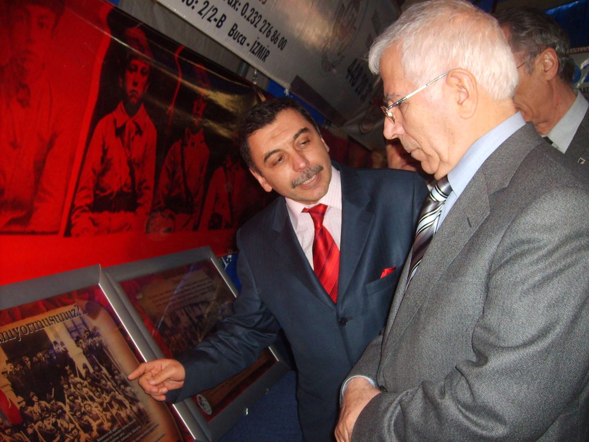 Bakan Aydın İzmir'de