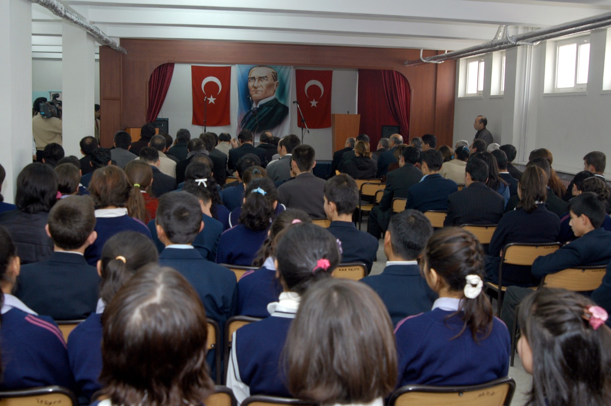 Mamak Belediyesi Tüketicileri Bilinçlendiriyor