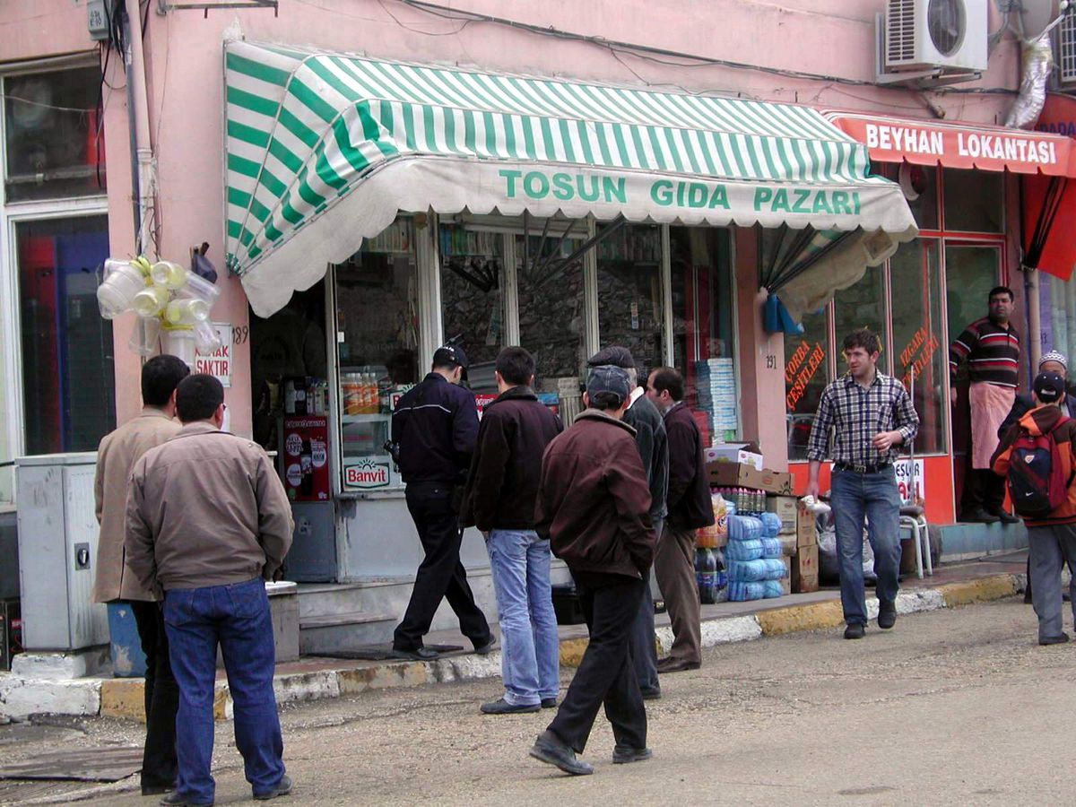 Orhaneli'de Sigara Hırsızlığı