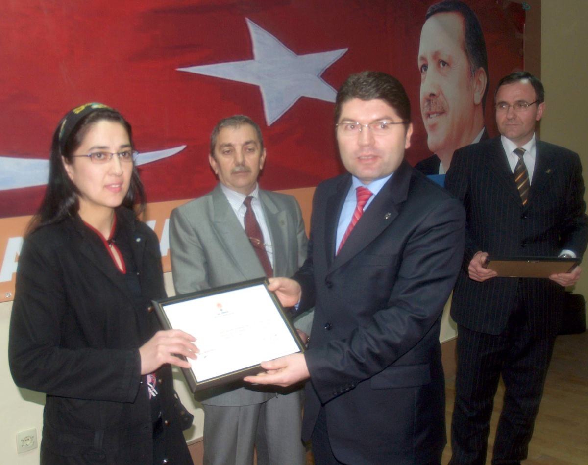 TBMM Adalet Komisyonu Üyesi Yılmaz Tunç, Ssgss'yi Anlattı