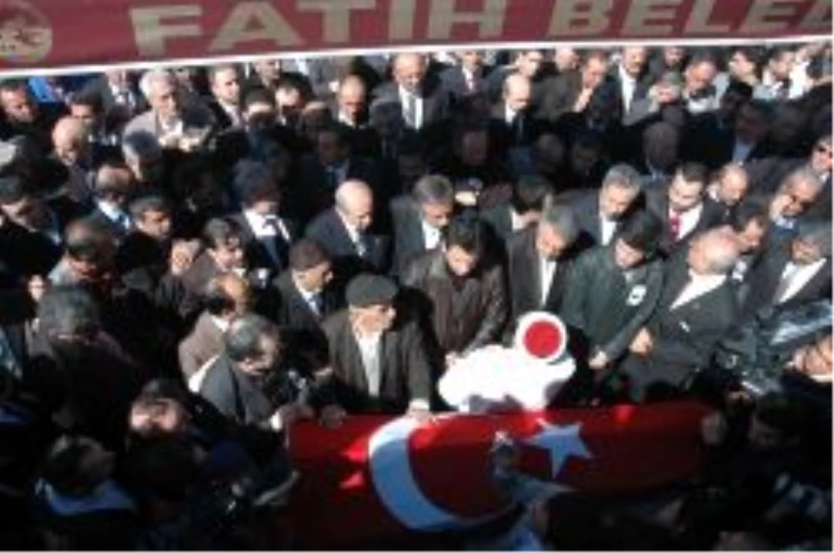 Eski MHP Milletvekili Mehmet Gül, Son Yolculuğuna Uğurlanıyor