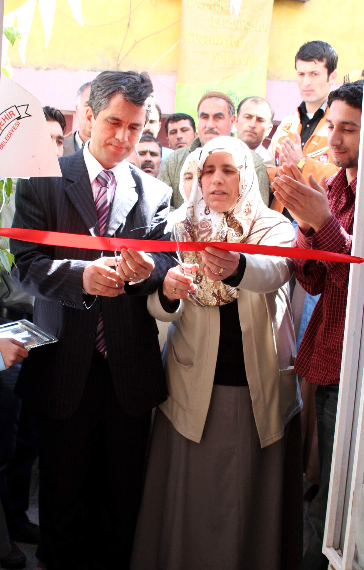 Diyarbakır'da Mahsum Mızrak Anısına Kütüphane Açıldı