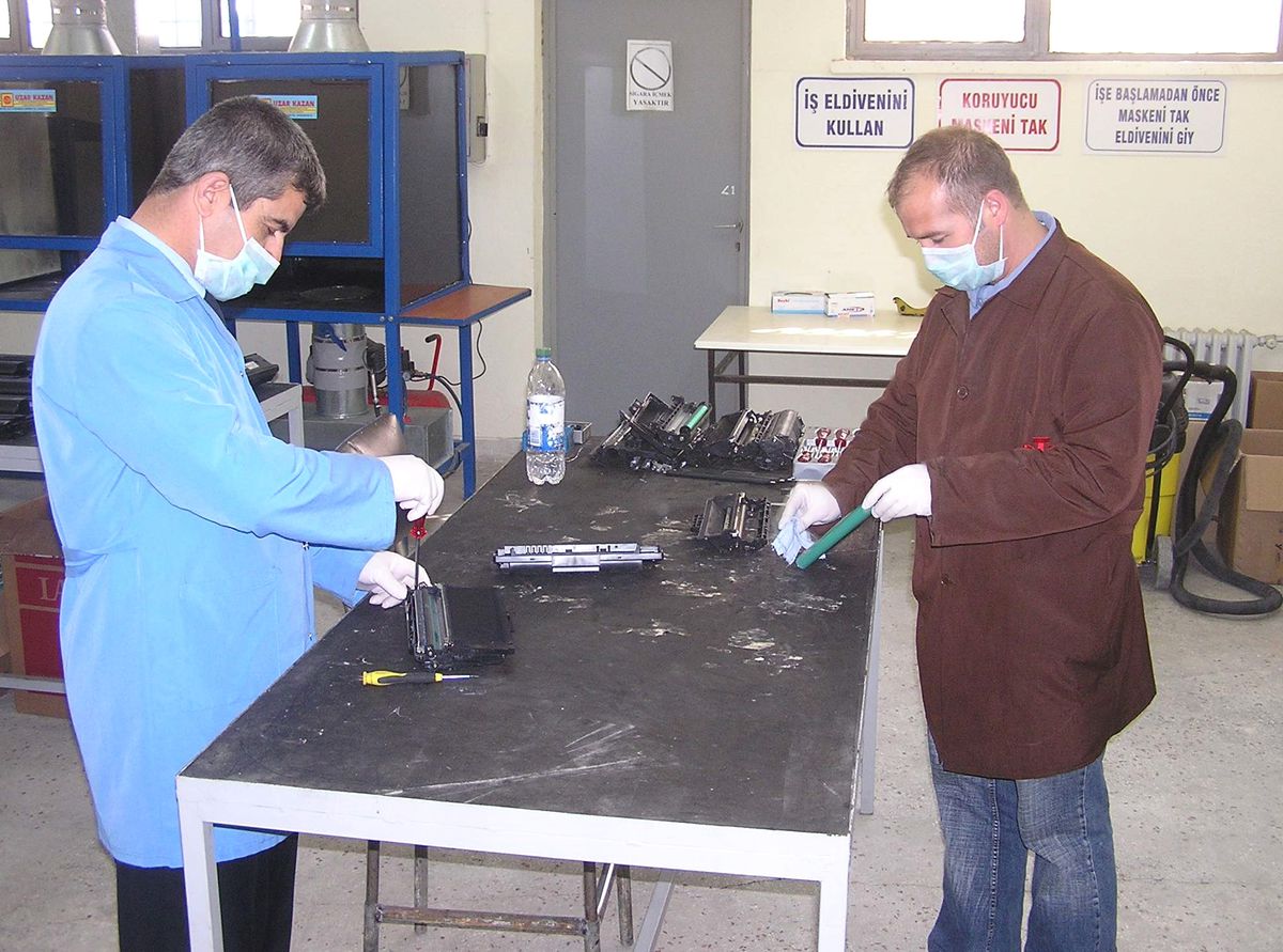 Fabrika Gibi Cezaevi