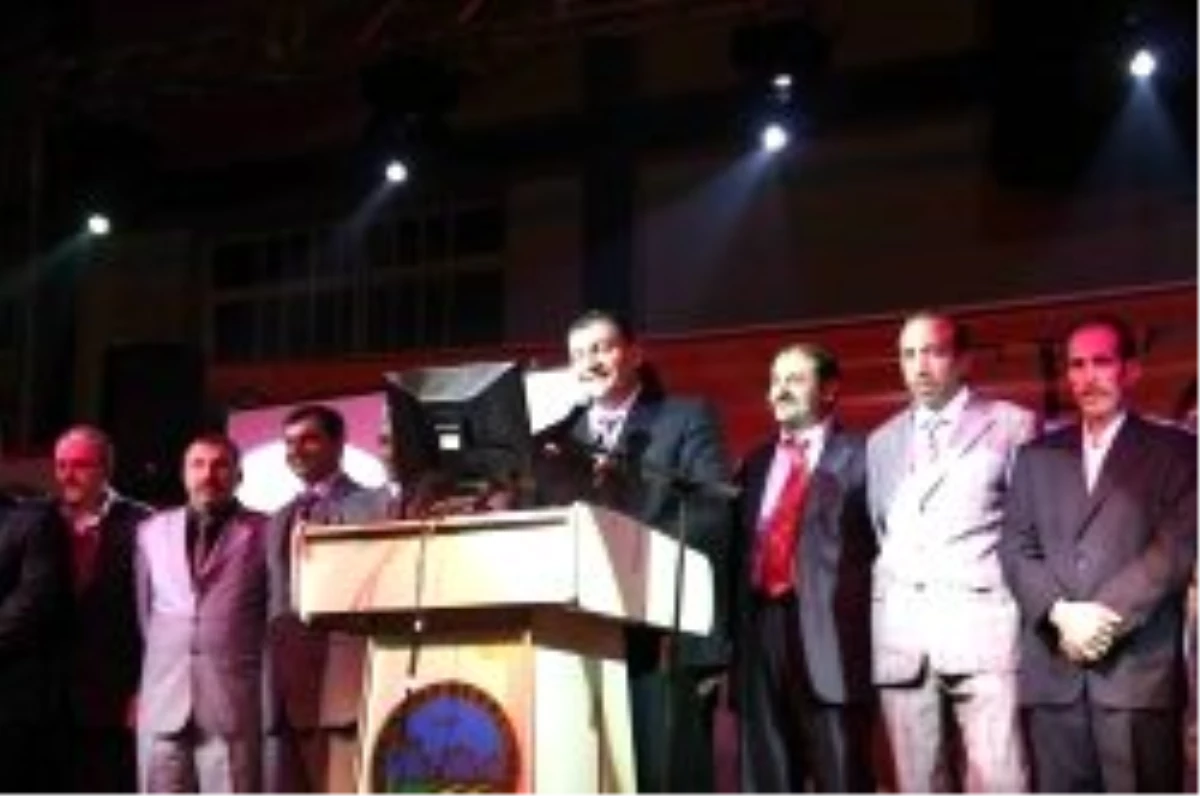 Sakarya\'daki Erzurumlular Kurtuluşu Kutladı