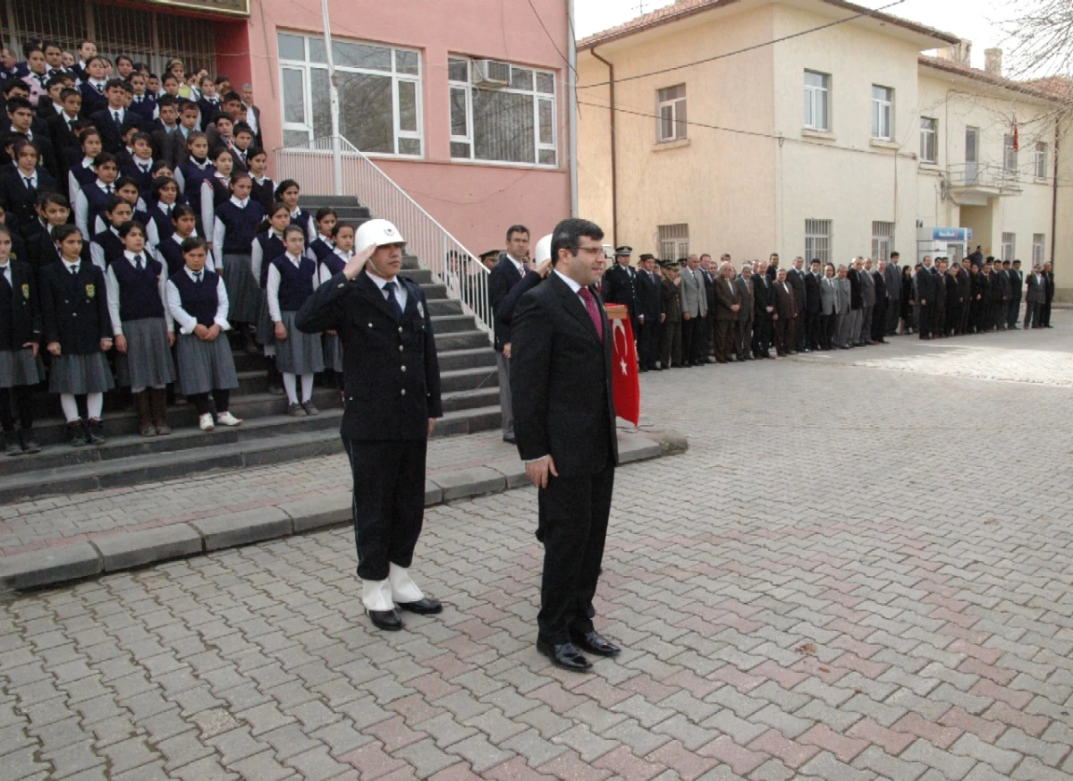 Çanakkale Zaferi\'nin 93. Yıldönümü Çınar\'da Törenlerle Kutlandı