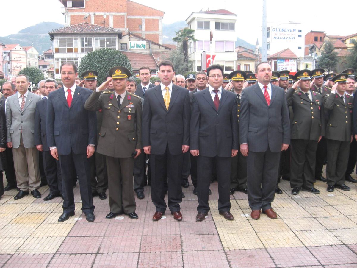 Devrek'te 18 Mart Deniz Zaferi ve Çanakkale Şehitleri Anma Günü