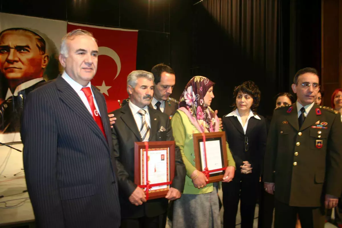 18 Mart Çanakkale Deniz Zaferi\'nin 93. Yıldönümü