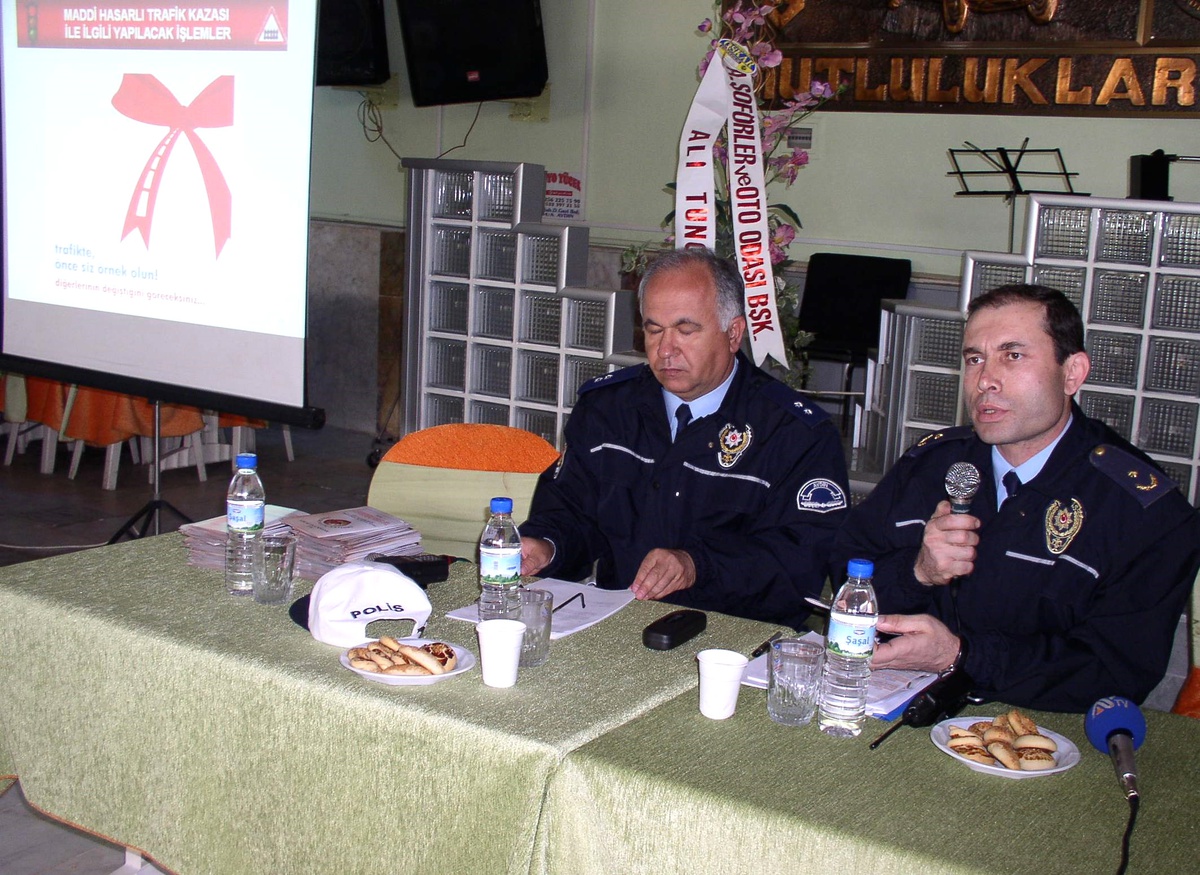 Aydın'da Yeni Trafik Uygulamaları Araç Sürücülerine Anlatıldı