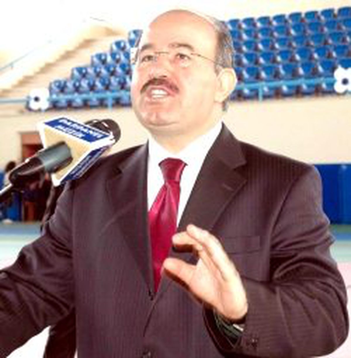Bakan Çelik Kapatma Davasını Değerlendirdi