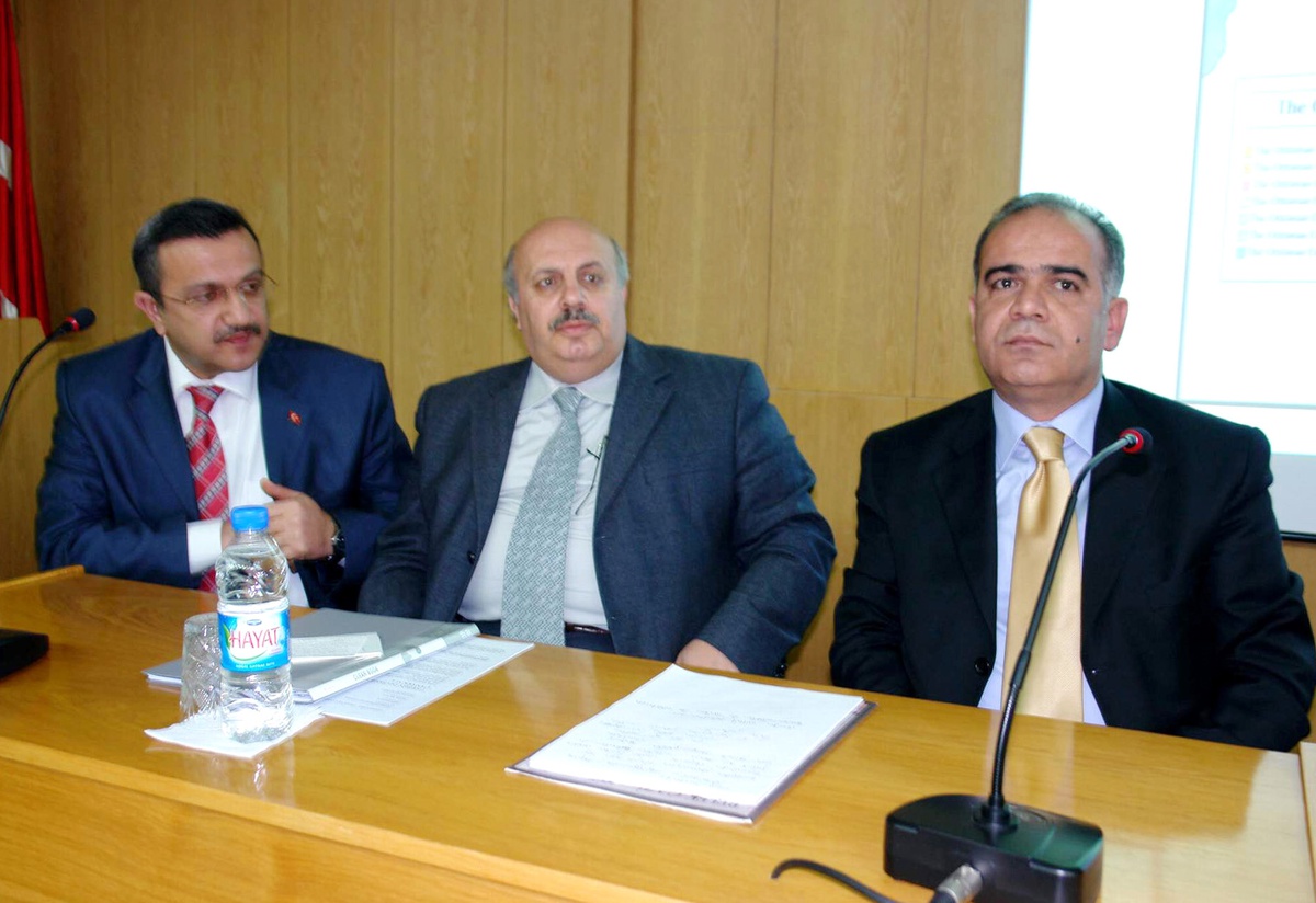 Elazığ Fırat Üniversitesi'nde 'Türk Tarihinde Çanakkale' Konulu Panel Yapıldı