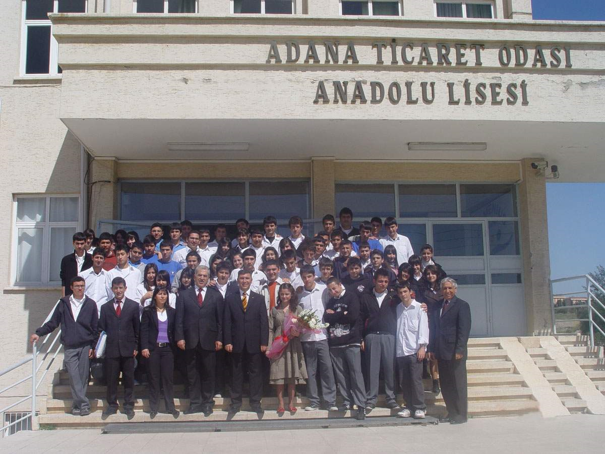 ÖSS'ye Hazırlanan Öğrencilere 'Özgüven' Semineri