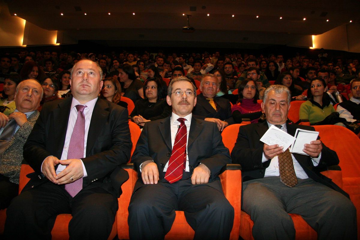 Abdüllatif Şener, Ekonomiyi Değerlendirdi