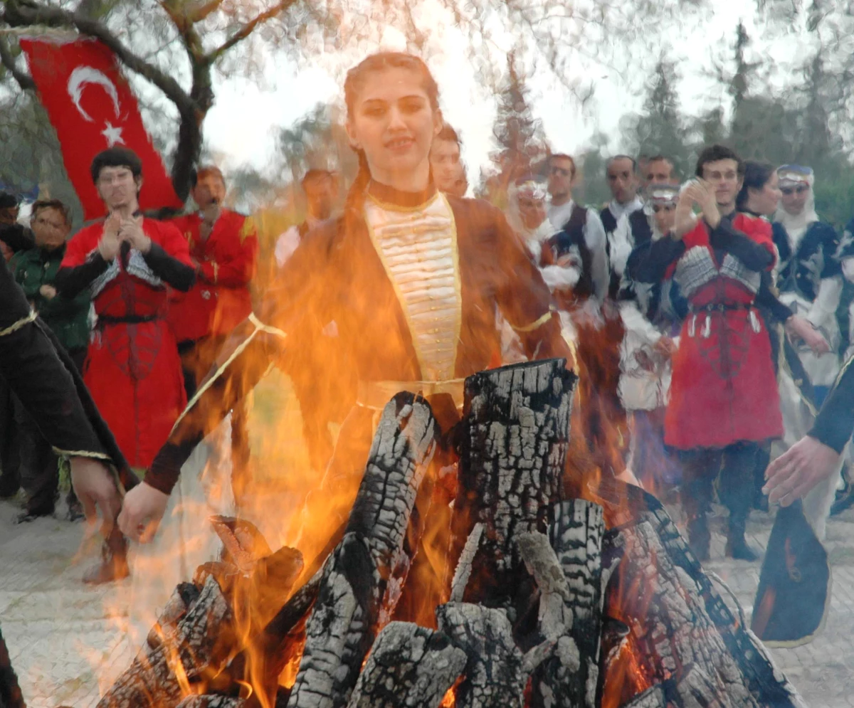 Adana\'da Nevruz Kutlamaları