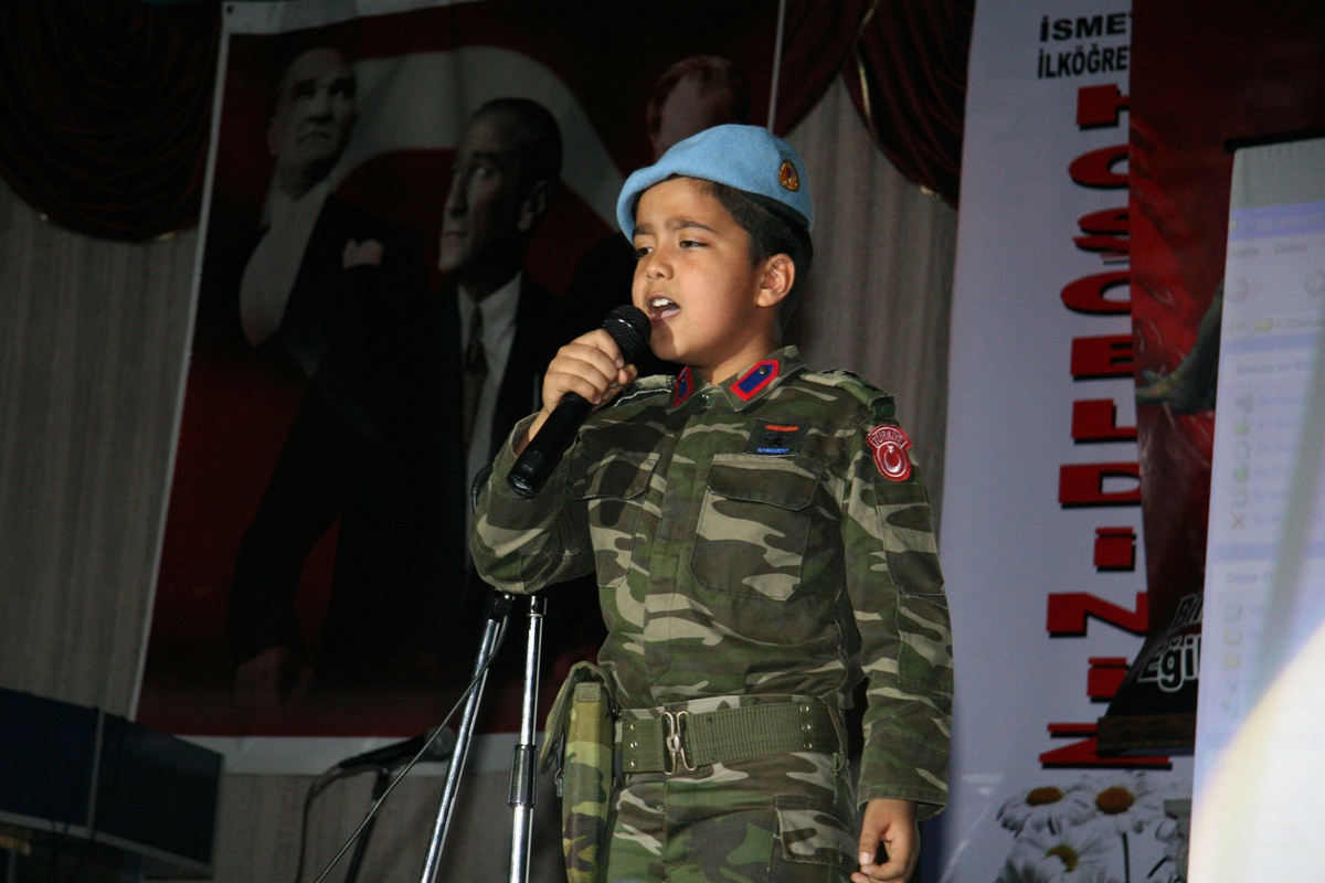 İsmetpaşa İlköğretim Okulu Öğrencileri'nden Anlamlı Program